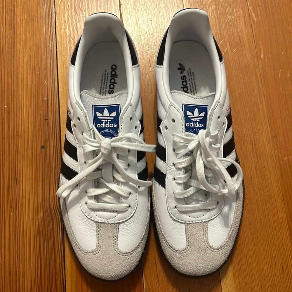 Adidas sambas never worn size 6 women’s